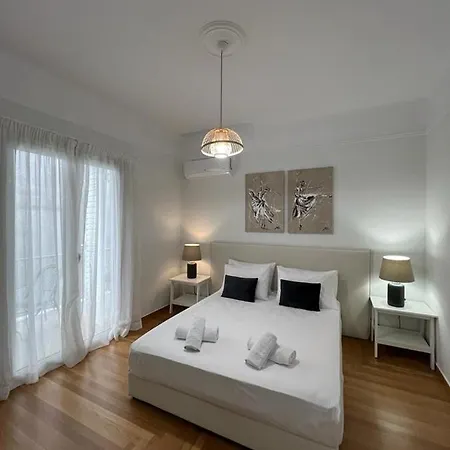 Vibrant Urban Getaway: Modern 1-Bedroom Near Bars, Parks, And Metro-3